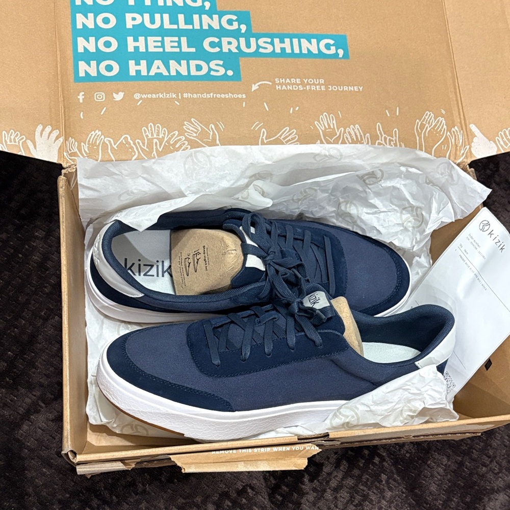 Kizik Men's Navy Blue Sneakers